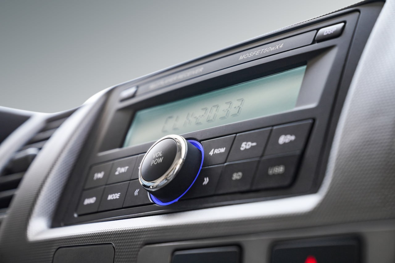 Sea Lion bus radio console dashboard